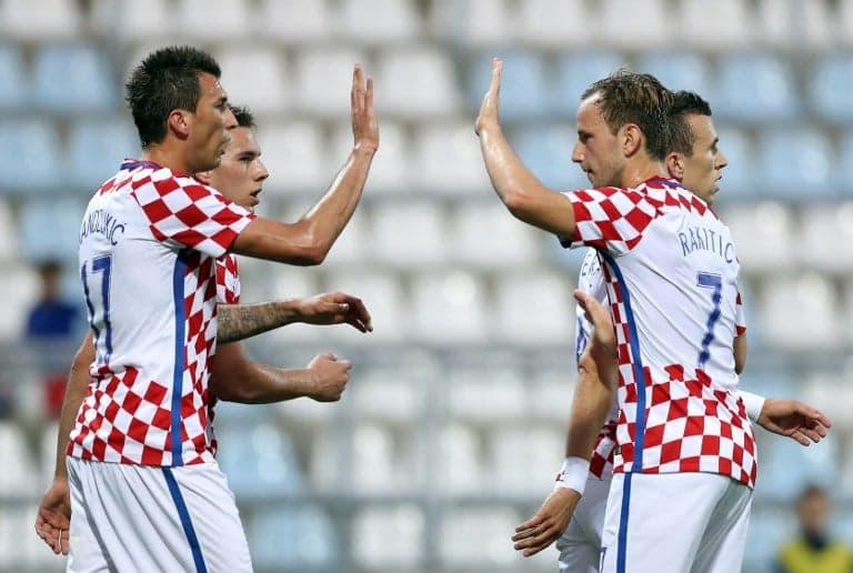 Madzukic e Rakitic - Croácia x San Marino
