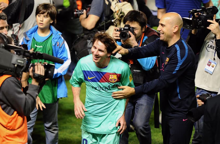 Maio de 2011 Messi conquista o título espanhol em mais uma Tríplice Coroa