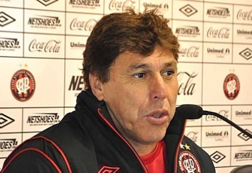 Juan Carrasco (Uruguai) Técnico Atlético-PR 2012