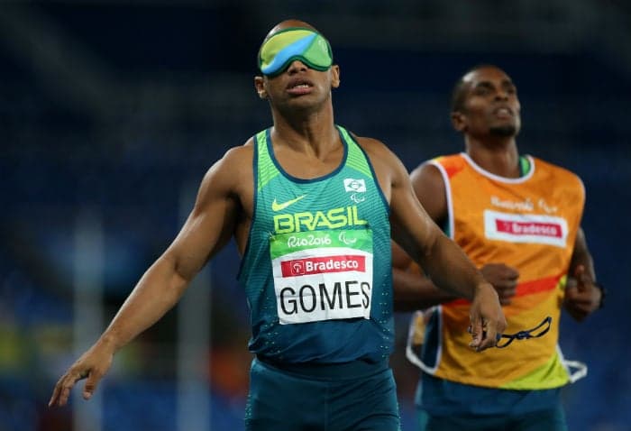 Dia 8 - Felipe Gomes conquistou a prata nos 200m rasos T11