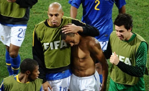 Gilberto Silva - Brasil x Holanda Copa-2010