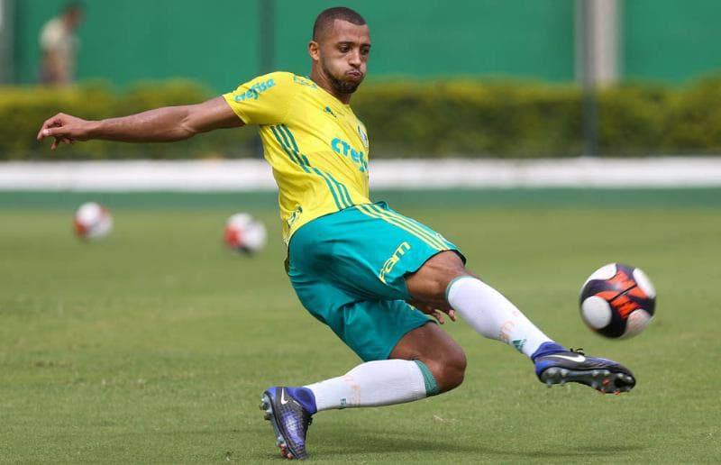 Vitor Hugo - Palmeiras