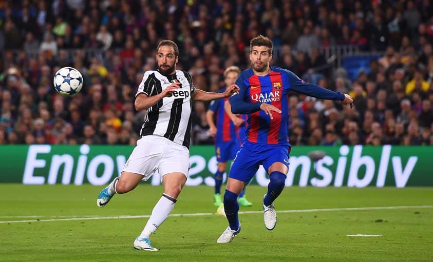 Higuaín e Piqué - Barcelona x Juventus
