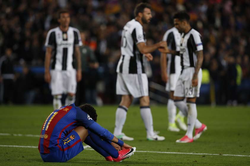 Neymar chora após eliminação - Barcelona x Juventus