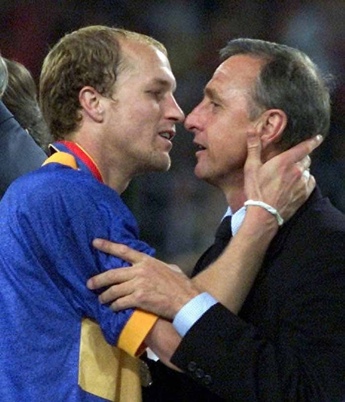 Seu filho, Jordi Cruyff, também se tornou jogador profissional e defendeu o Barcelona