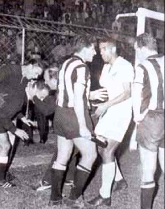 Santos x Peñarol - 1962 (Libertadores)