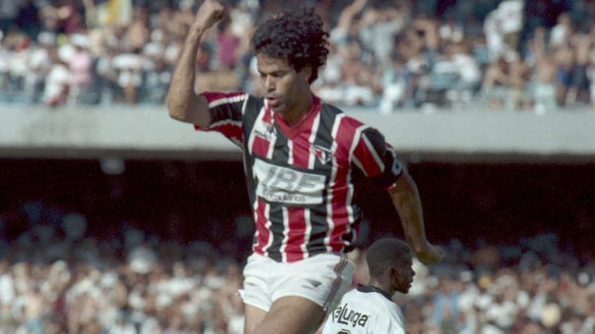 08/12/1991 -  Em 1991, o São Paulo venceu o Corinthians por 3 a 0 no primeiro jogo da final. Depois empatou sem gols, faturando o título daquele ano.