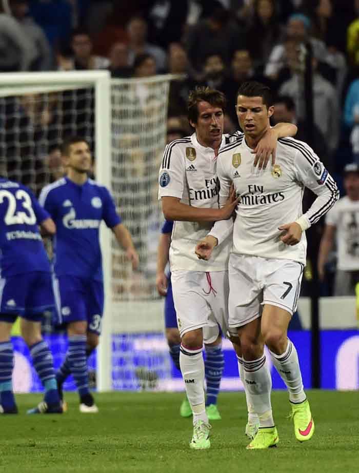 Real Madrid 3 x 4 Schalke 04 Oitavas de final (2014/2015)