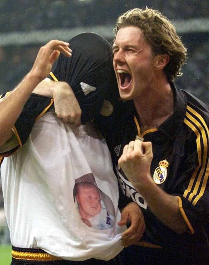 Na final de 1999, o Real Madrid fez 3 a 0 no Valencia em uma final caseira. O inglês McManaman acertouy um sem pulo de fora da área para deixar a sua marca