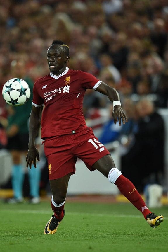 O meia Sadio Mané, da seleção de Senegal e do Liverpool, também dificilmente jogará a Copa do Mundo