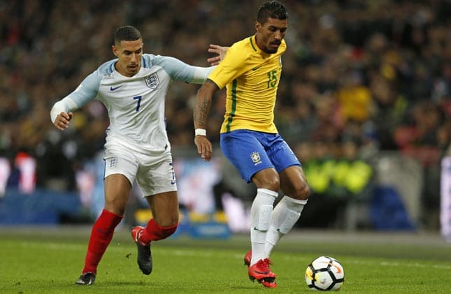 Paulinho e Livermore - Inglaterra x Brasil