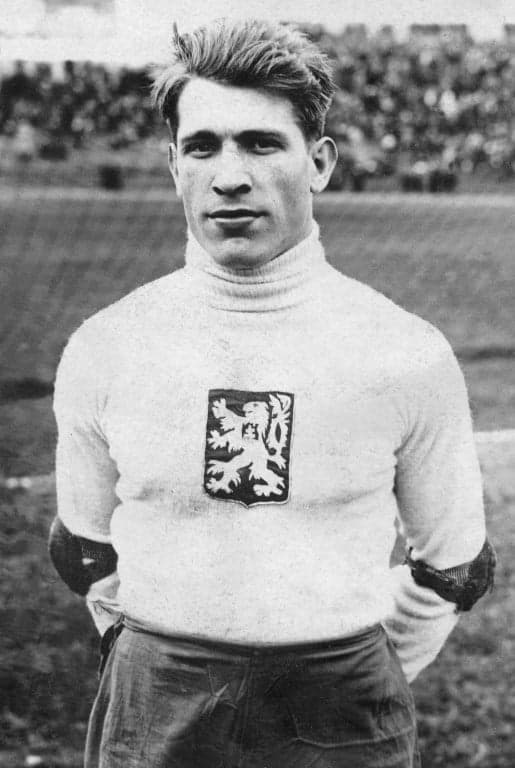 Frantisek Plánicka, goleiro da Tchecoslováquia na Copa do Mundo de 1938