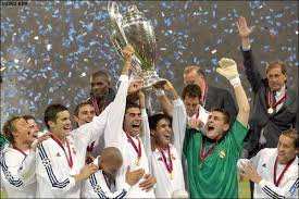 Bayer Leverkusen 1 x 2 Real Madrid - 15 de maio de 2002