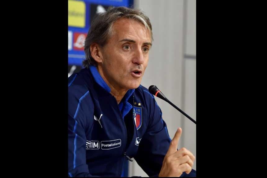 Roberto Mancini deixou o Zenit da Rússia para aceitar o convite da seleção italiana. A Azzurra ficou de fora da Copa e a meta dele é a próxima Eurocopa