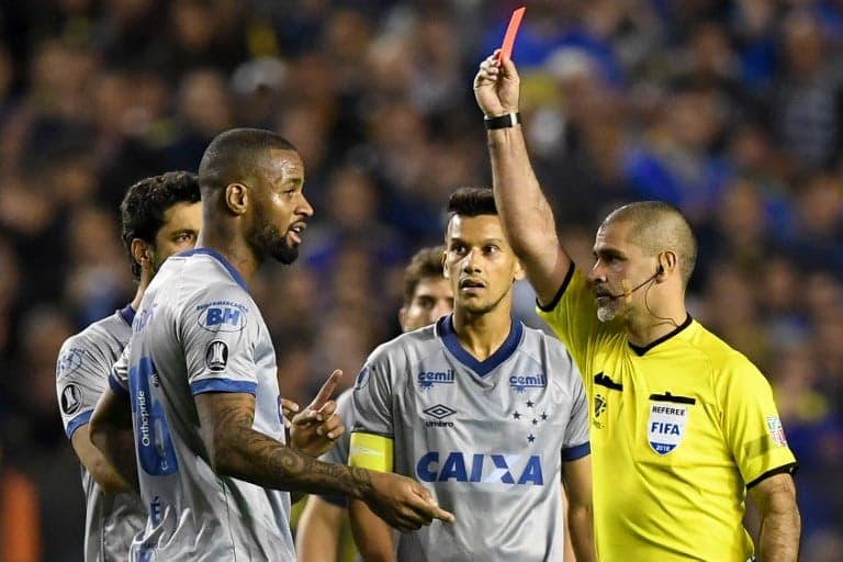 Boca x Cruzeiro - Dedé expulso