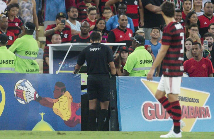 Flamengo x Fluminense - VAR