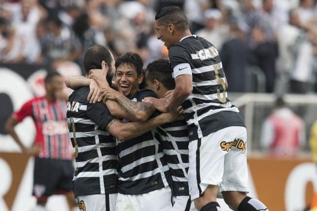 Corinthians 6 x 1 São Paulo - 2015