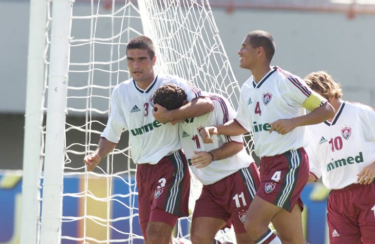 27 de janeiro de 2002 - Fluminense 8 x 0 América - Giulite Coutinho - Torneio Rio-São Paulo