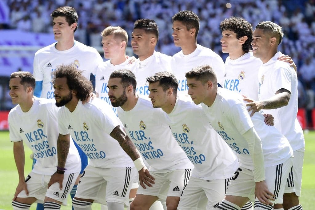 Jogadores do Real Madrid prestam homenagens a Iker Casillas