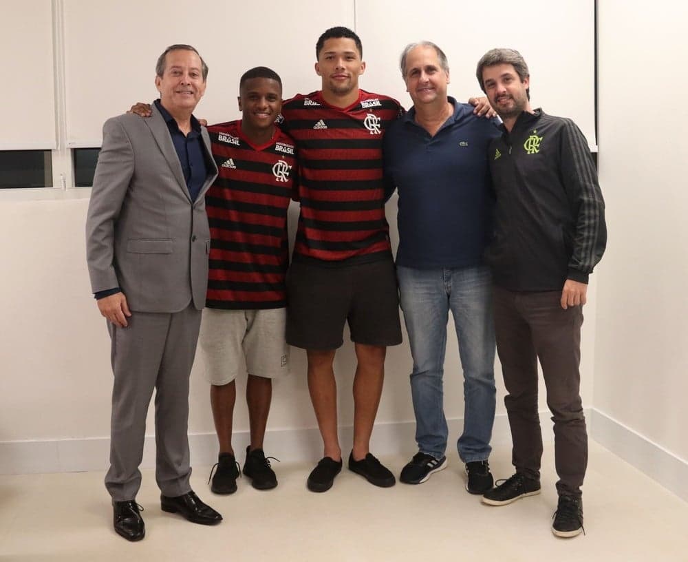 Jorge Moraes, Bill, Vitor Gabriel, Carlos Noval e Eduardo Freeland