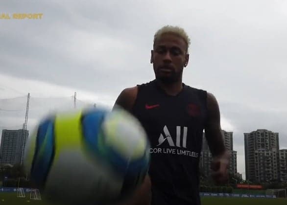 Neymar no treino do PSG