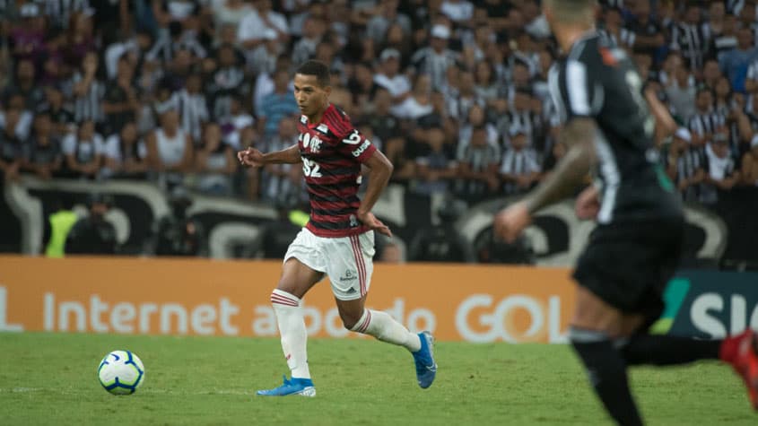 Ceará x Flamengo - João Lucas