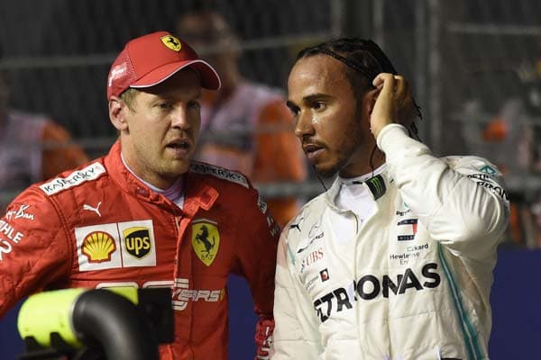 Vettel e Hamilton - F1 Singapura