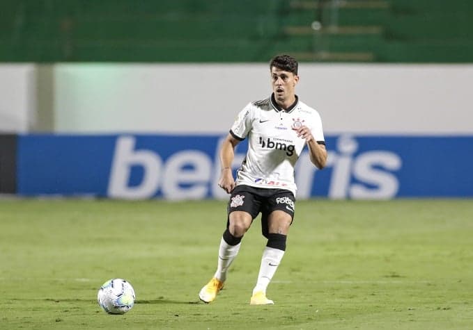 Danilo Avelar - Goiás x Corinthians