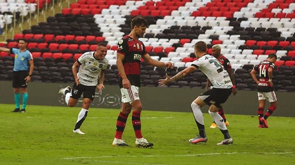 Flamengo 0 x 2 Ceará
