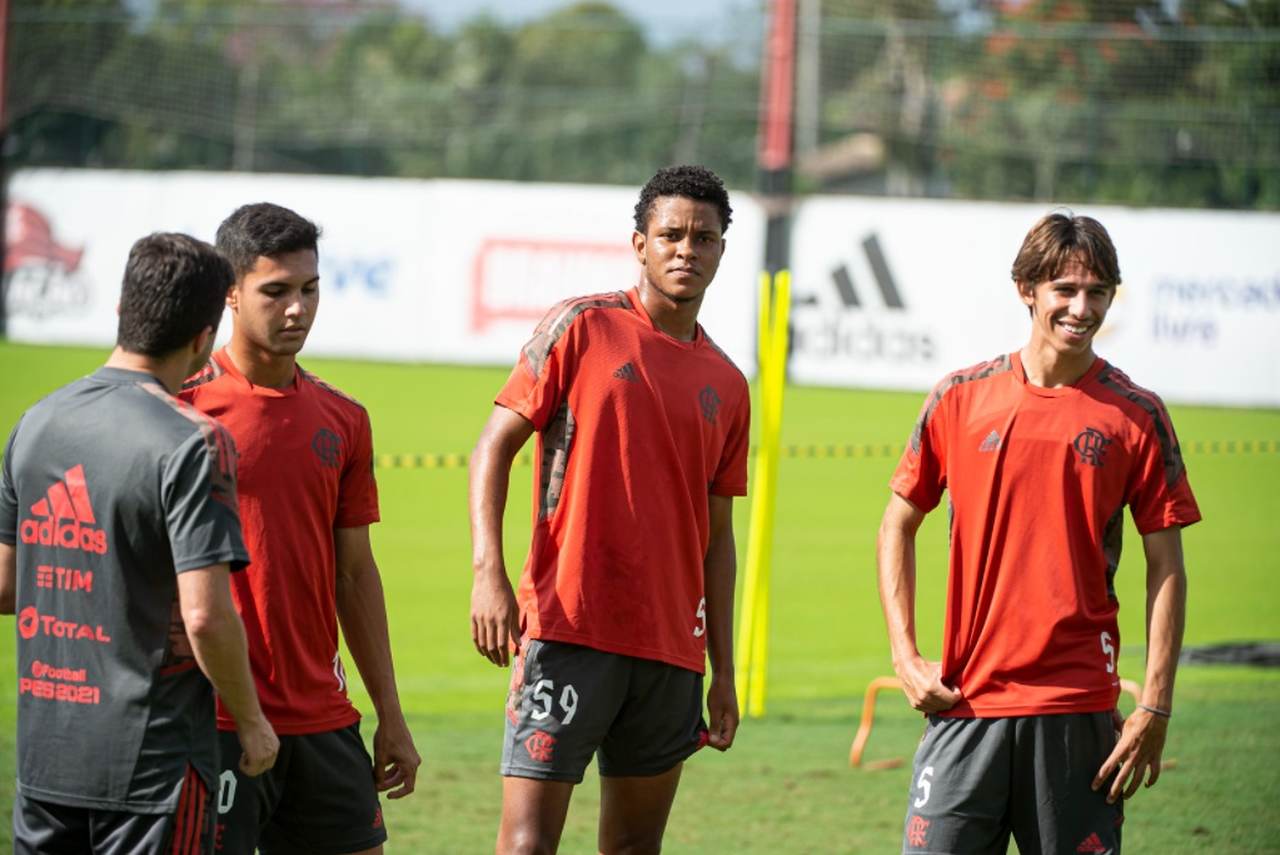Yuri de Oliveira, Ryan Luka e Werton - Flamengo