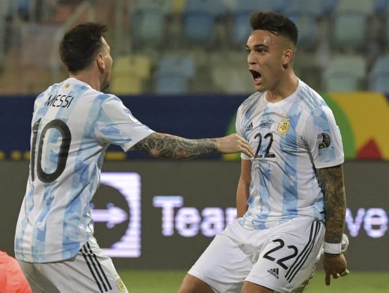 Messi e Lautaro Martinez - Argentina x Equador