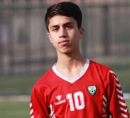 Zaki Anwari, de 19 anos, morreu ao se agarrar em avião para fugir do Afeganistão