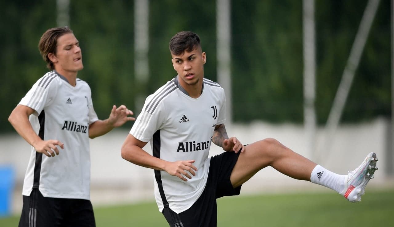 Kaio Jorge no treino da Juventus