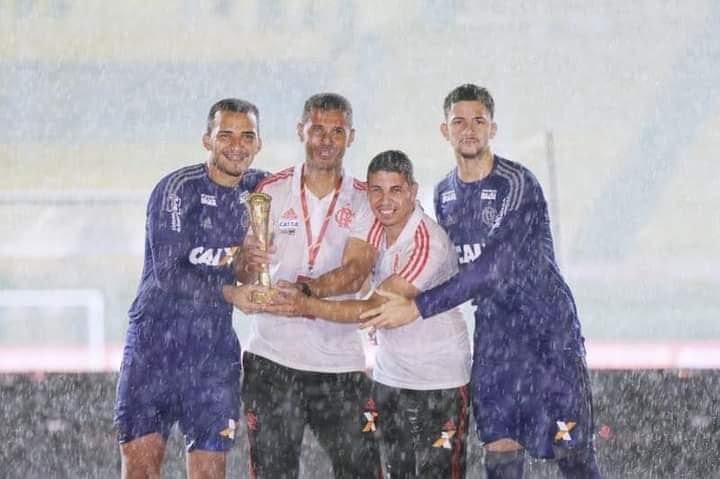 Thiago Eller e Sidnei Bernardes - Flamengo