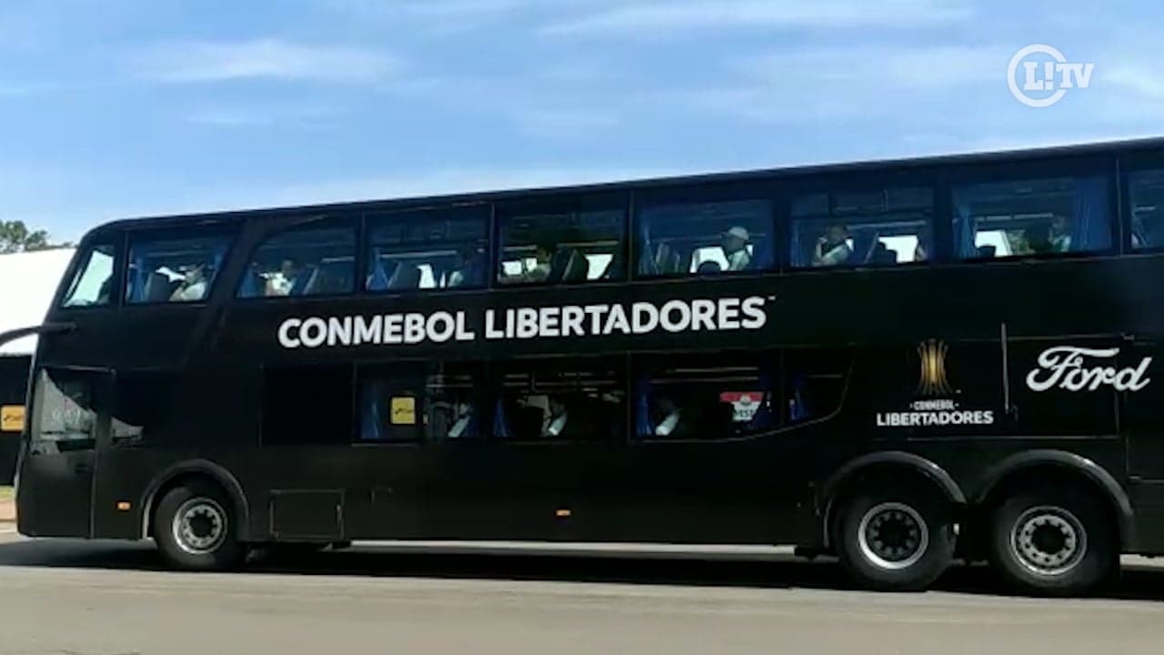 Ônibus do Palmeiras - estádio Centenário