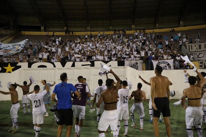 Santos x Fluminense - Copinha - festa com torcida