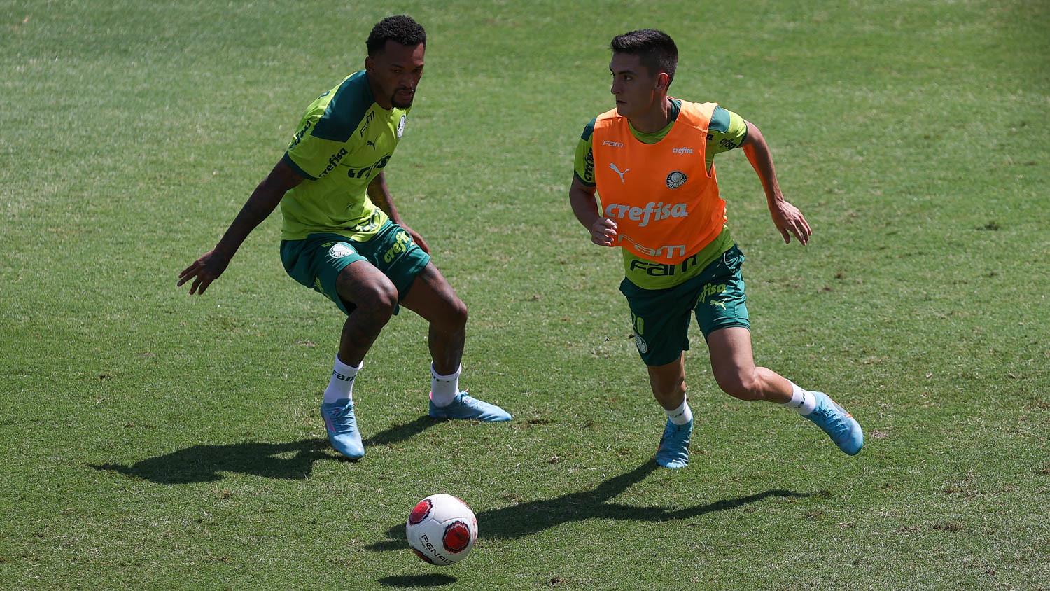 Atuesta e Jailson - treino Palmeiras