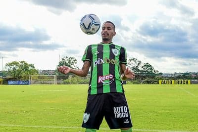 Paulinho Boía estará na Libertadores pelo Coelho a partir de abril