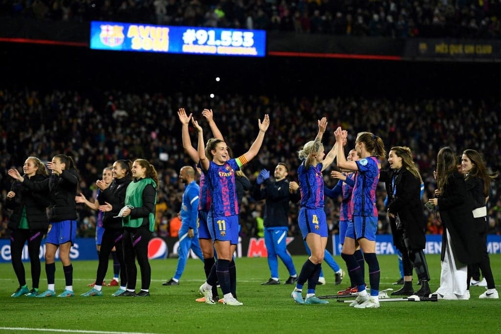 Barcelona x Real Madrid - Recorde de público em um jogo de futebol feminino