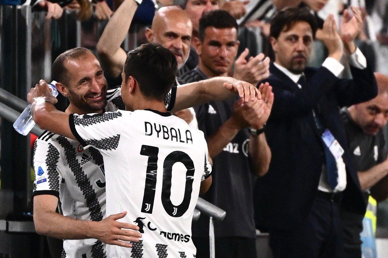 Juventus x Lazio - Chiellini e Dybala