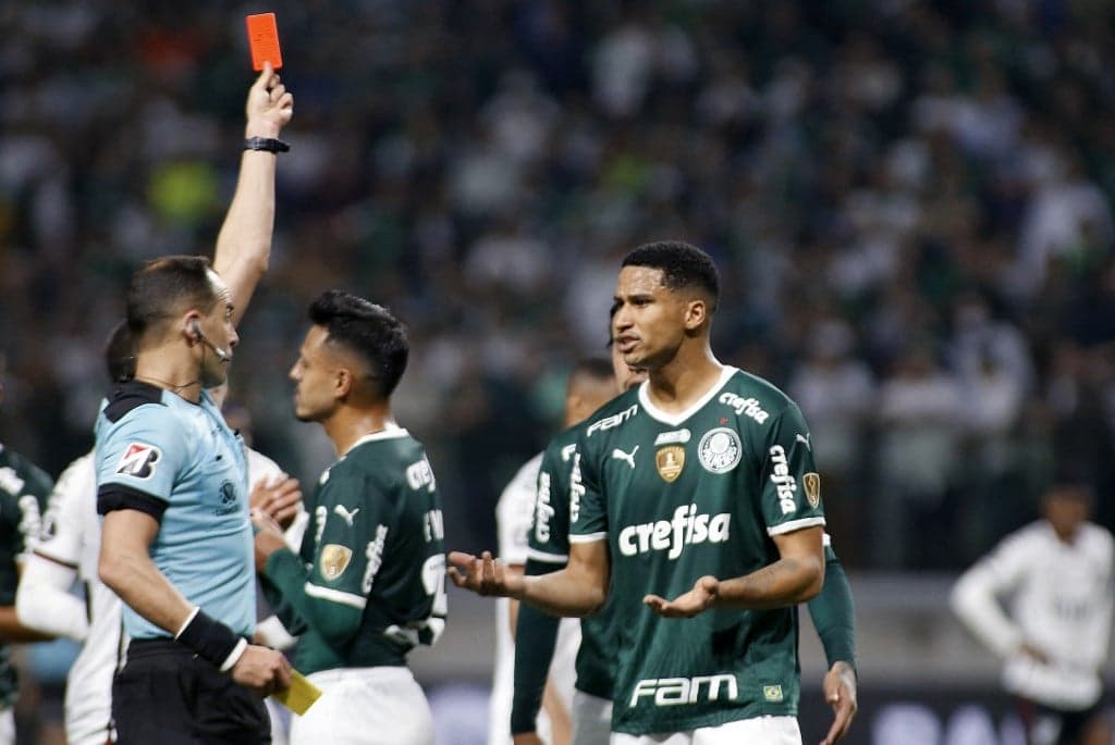 Palmeiras x Athletico-PR - Murilo é expulso