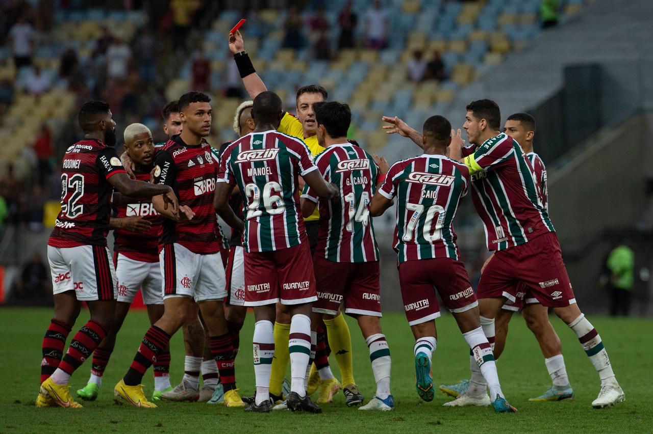 Flamengo x Fluminense - Confusão