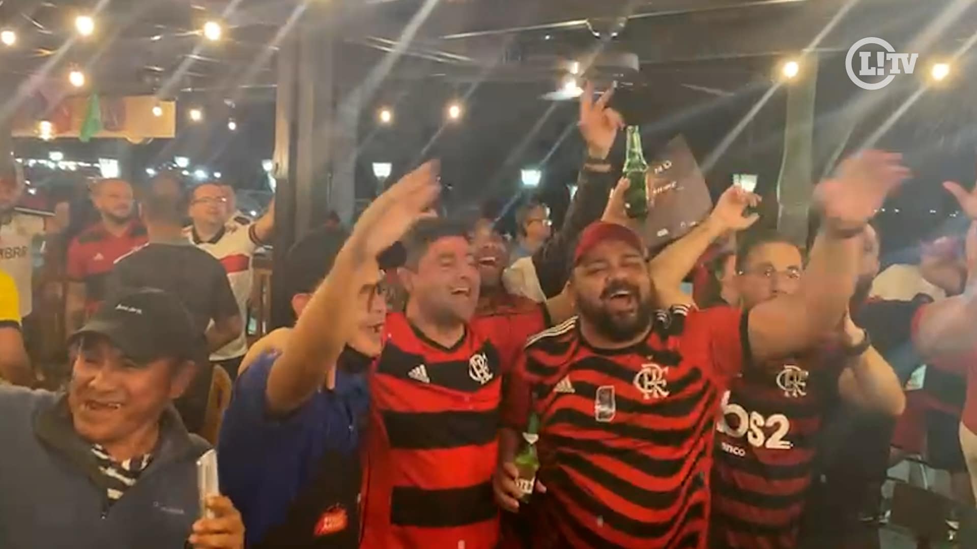 Torcida do Flamengo em Guayaquil