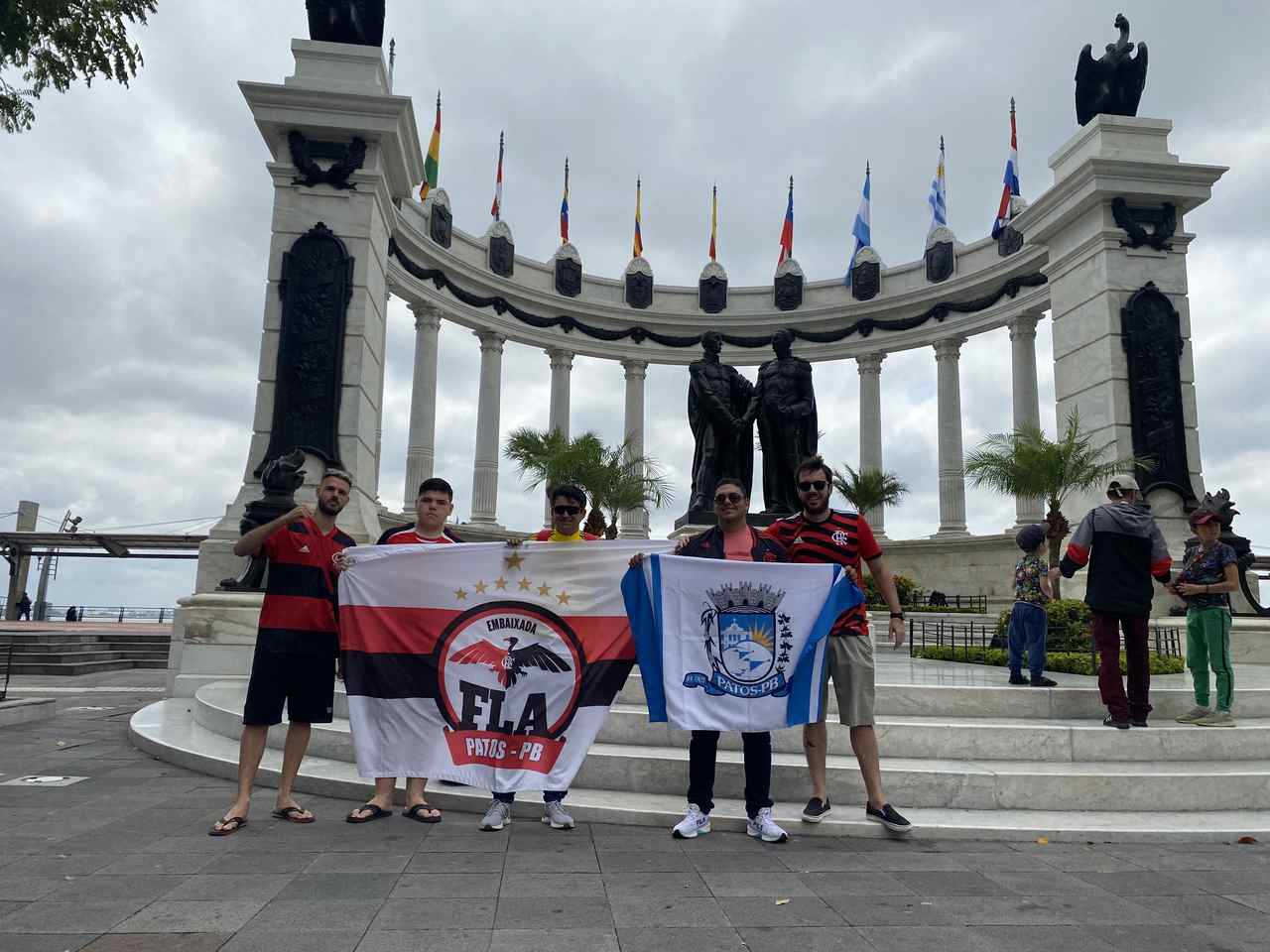 Torcida do Flamengo em Guayaquil - Libertadores da América