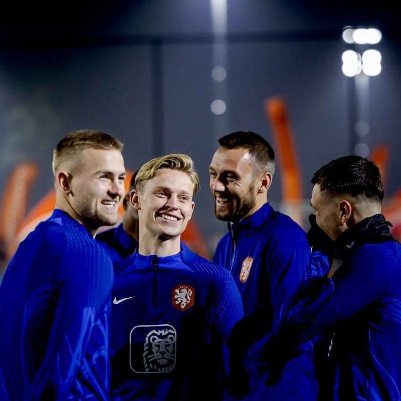 Seleção da Holanda fez último treino antes de viajar ao Qatar
