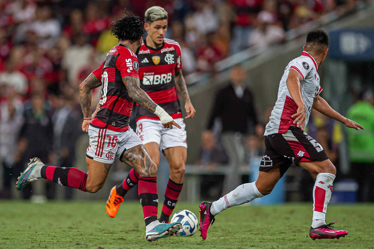 Pedro e Gabigol Flamengo x Ñublense