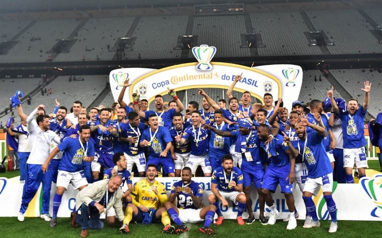 Veja os clubes com mais títulos nacionais no futebol brasileiro
