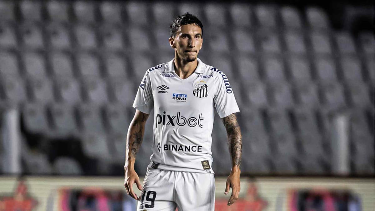 Grêmio fecha negócio com meio-campista do Santos