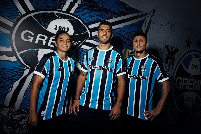 Nova camisa principal do Grêmio para a temporada 2023