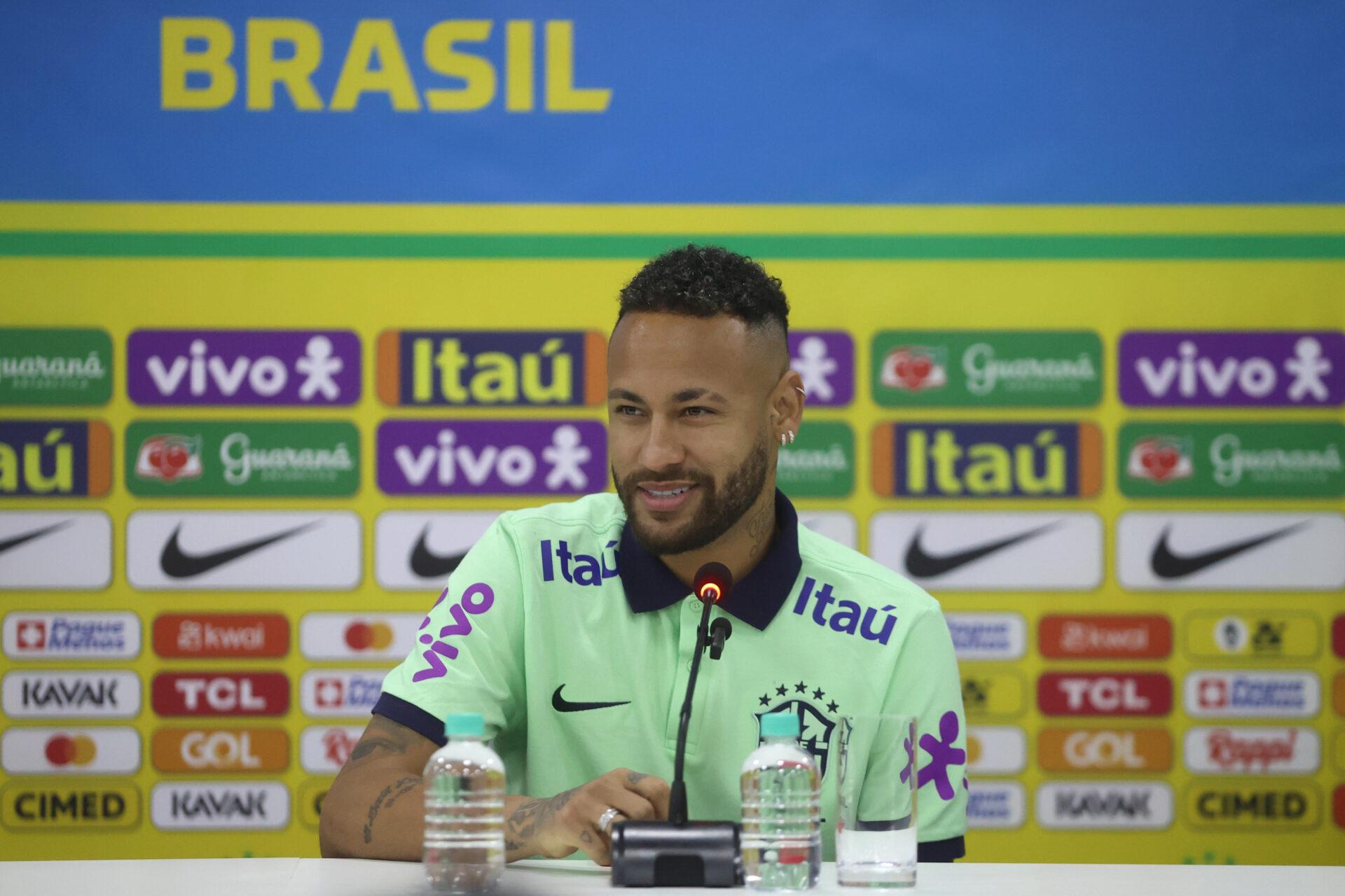 Neymar admite não estar na melhor condição física na Seleção Brasileira